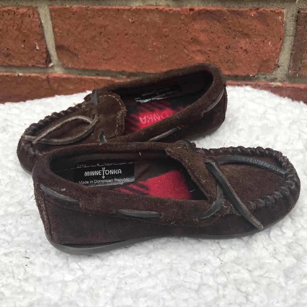 Minnetonka Toddler Boy Size 8 Moccasin Shoe